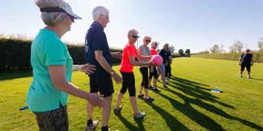 Vitality Club: samen buiten bewegen zonder betaalde professionals